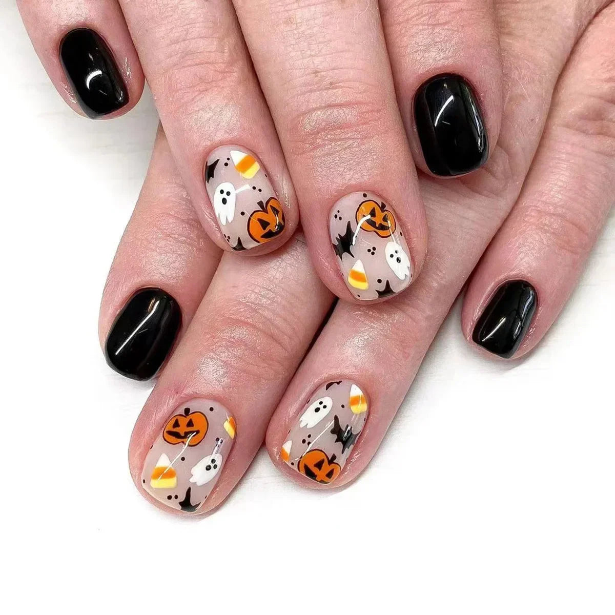 Ghostly Glow 24Pcs Black Square Press-On Nails