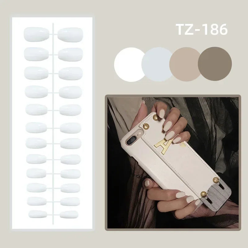 Ghostly Glow 24Pcs Black Square Press-On Nails